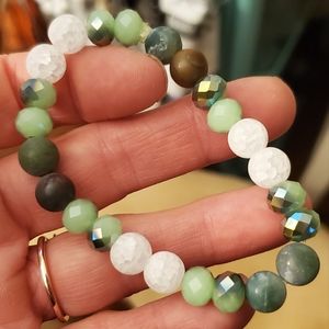 Handmade gemstone bracelet with amazonite and quartz
